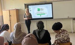 Adana’da Öğrencilere “Teknoloji Bağımlılığı” Eğitimi