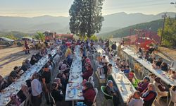 Adana’da orman yangınlarının sönmesi için dualar edildi, kurban kesildi