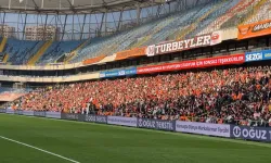 Adanaspor Taraftarından Eski ve Yeni Başkanlara Tarihi Çağrı