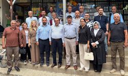 AK Partili Doğru Karaisalı’da Esnaf ve Vatandaşlarla Buluştu