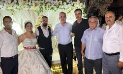Başkan Karataş Genç Çiftin Mutluluğa Ortak Oldu
