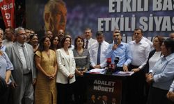 CHP Heyetinden Adana'da Adalet Nöbetine Güçlü Destek