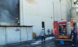 Kozan OSB’deki Kimya Fabrikasında Yangın Korkuttu