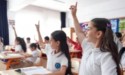 Okullarda serbest kıyafet dönemi sona eriyor! Yeni eğitim yılında tek tip forma zorunlu