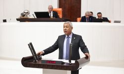 Orhan Sümer’den yerel basın çıkışı: “Bu düzenleme adı konulmamış bir sansürdür”