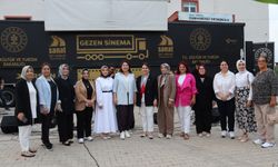 Sunay Karamık, Açık Hava Sinemasında Vatandaşlarla Buluştu
