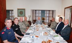 Tümgeneral Mehmet Özeren’e Adana’da Veda Yemeği