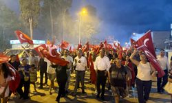 Yumurtalık’ta 30 Ağustos Coşkusu: Bayraklarla, meşalelerle zafer yürüyüşü
