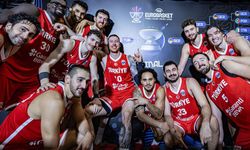 12 Dev Adam EuroBasket'te Avrupa İkincisi Oldu
