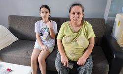 Adana’da evleri yandığı için oto yıkamacıya sığınan anne kız yürekleri dağladı
