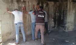 Adana’da Metruk Binalara Narkotik Baskını!