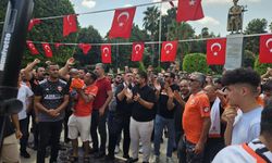 Adanaspor taraftarı isyan etti: “Kulübümüz sahipsiz bırakılamaz”