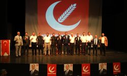 Yeniden Refah’tan Adana’da gövde gösterisi: “İlk seçimde İktidarız”