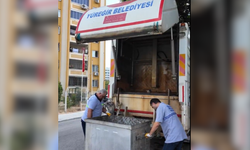 Yüreğir’de çöp konteynerleri dezenfekte ediliyor