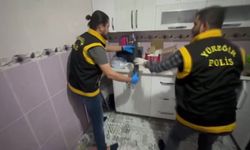Adana’da Eve Operasyon! AK-47 ve Pompalı Tüfek Ele Geçirildi