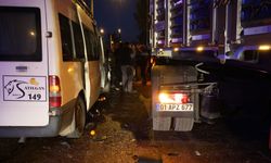 Kozan–Adana Yolunda Kaza: Minibüs ve Tır Çarpıştı