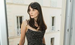 Büşra Develi Cannes Film Festivali'ni Salladı! Eşref Rüya'nın Çiğdem'i Kırmızı Halıda Ne Giydi?