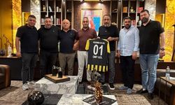 Adana 01 FK'dan iş insanı Ümit Gül'e ziyaret