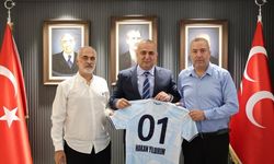 Adana Demirspor Başkanı Ertan Zeybek'ten MHP'ye ziyaret