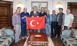 Adana Valisi Mustafa Yavuz, şehit ailelerini ağırladı