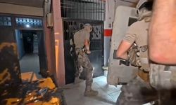 Adana'da 500 polisle düzenlenen dev operasyonda 58 kişi tutuklandı!