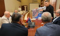 Adana'da fabrikaların gıda atıkları can dostlara besin olacak