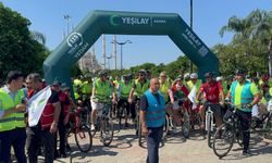 Adana'da Yeşilay Bisiklet Turu renkli görüntülere sahne oldu