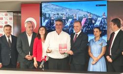 Türkiye Belediyeler Birliği'nden Aladağ'a iş makinesi hibesi