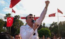 Anıl Tanburoğlu'ndan Özgür Özel paylaşımı