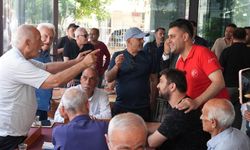 Başkan Kozay Güzelyalı’da vatandaşların taleplerini dinledi