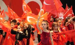 Çukurova Belediyesinde miniklerin yıl sonu heyecanı