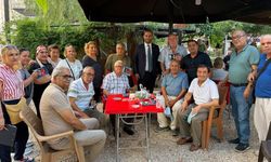 İYİ Parti'den Emekliler Parkı'nda Babalar Günü ziyareti