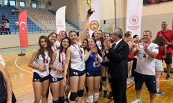 Karataş'ın Sultanları Adana Üçüncüsü oldu
