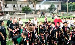 Kartalspor U11 Ligi'nde şampiyonluğa ulaştı