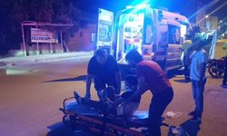 Kozan'da kontrolden çıkan motosiklet devrildi: 2 yaralı