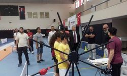 Loğoğlu, Nihat Geven Spor Salonu'ndaki çalışmaları yerinde inceledi