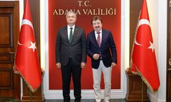 Mustafa Yavuz'dan sanatçı Ahmet Selçuk İlkan'a valilikte ağırlama