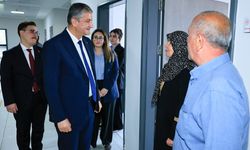 Mustafa Yavuz'dan Tufanbeyli Toplum Sağlığı Merkezine ziyaret