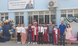 Özel öğrencilerden gurur dolu mezuniyet