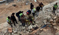 Şantiyede korku dolu anlar: İşçi kayalıklardan düştü