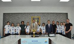 Seyhan’da spor ve sanatın yıldızları  Müdür Murat Çelik ile buluştu
