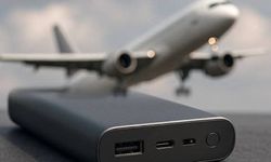 Uçakta panik: Powerbank duman çıkardı, yolcular tahliye edildi