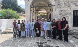 Yüreğirli gençlerden Tarsus’a kültürel yolculuk