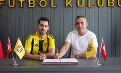 Adana 01 FK'dan ayrılan Okan Derici, Aliağa FK'ya imza attı