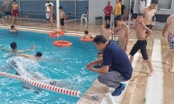 İmamoğlu Atatürk Yüzme Havuzu yazın gözde adresi oldu