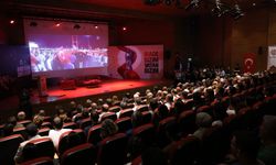 Adana'da 15 Temmuz paneli: "İrade Bizim, Zafer Bizim" mesajı verildi