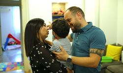 Adana'da koruyucu aile örneği: Evlat sevgisini Ozan Atlas ile yaşadılar