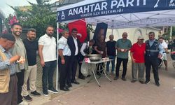 Anahtar Parti'den Yüreğir'de aşure ikramı ve birlik mesajı