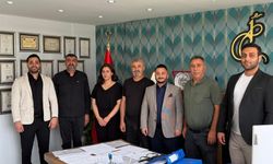 Anavatan Partisi Adana'da yeni yönetimini açıkladı