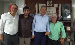 Burhanettin Bulut’tan Seyhan’da muhtar mesaisi: Sorunları yerinde dinledi